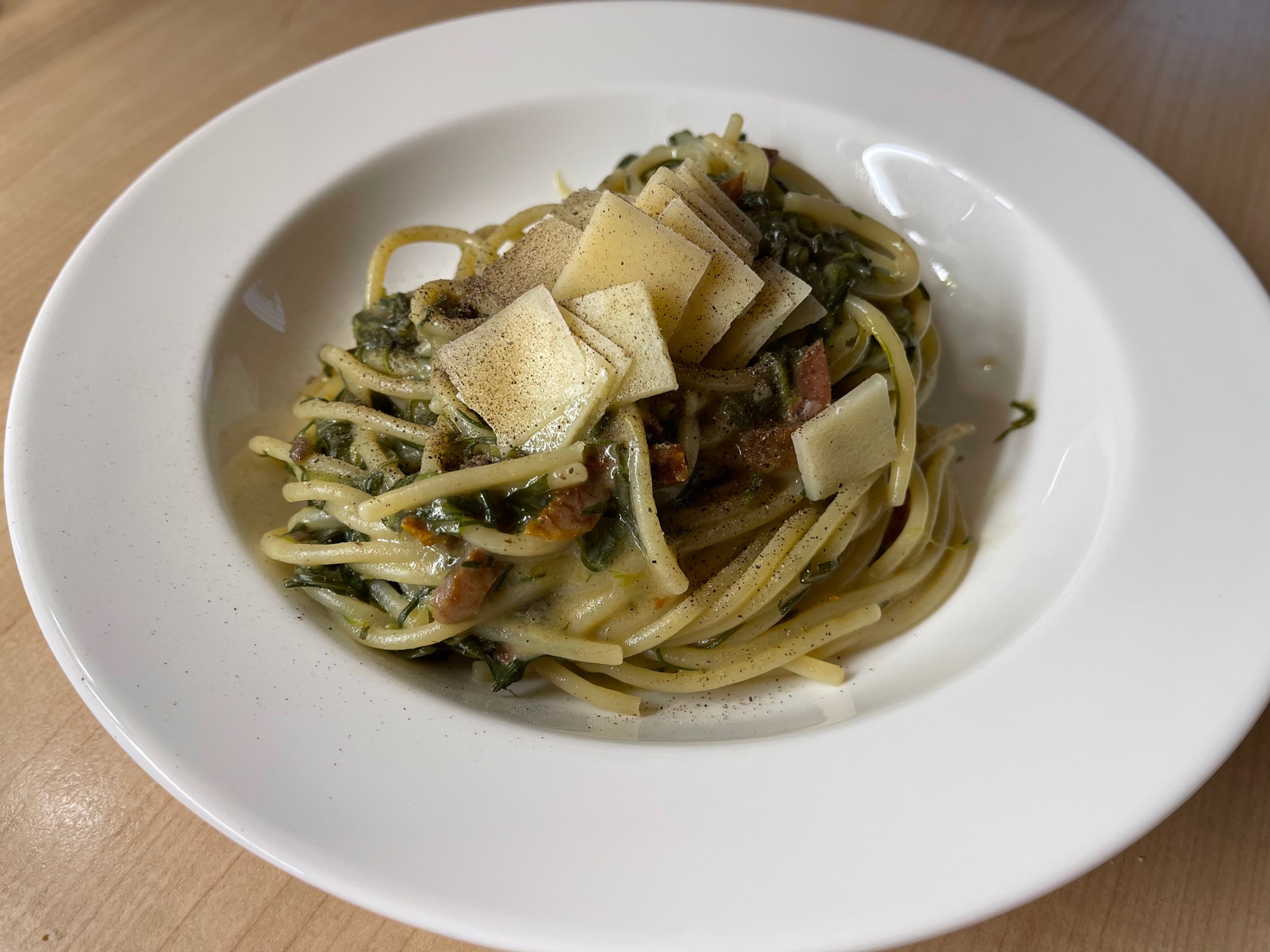 spaghetti con agretti
